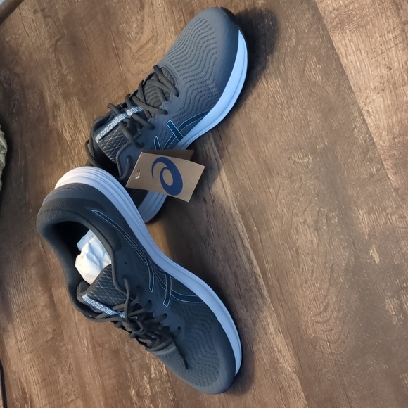 New Mens Size 13 Asics - Picture 2 of 4